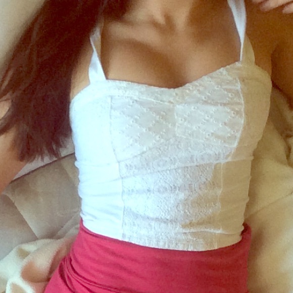 White Urban Outfitters Crop Tank