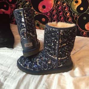 UGGS blue/silver sequin barely worn size 9