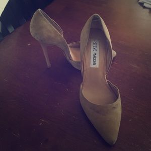 Steve Madden suede heels