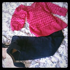 🟢 Francesca’s Chevron Pattern Pink Top 3/4 sleeve