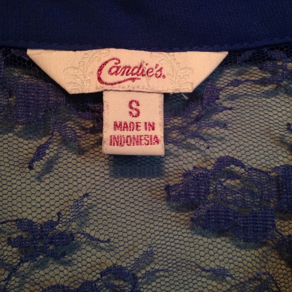 Sheer button down top - Picture 2 of 4