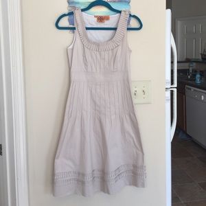 TORY BURCH SAND SIZE 2