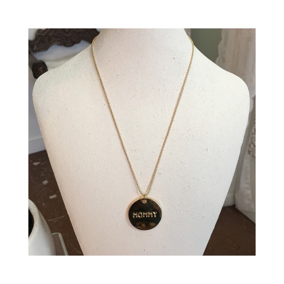 Mommy Tag Necklace - Picture 2 of 2