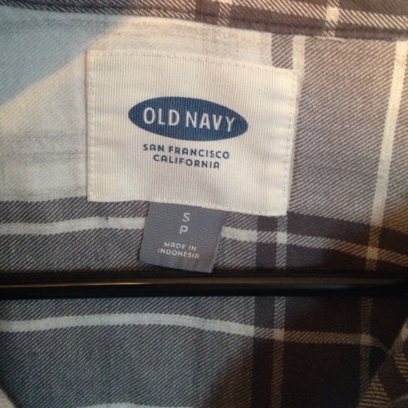 Grey and white plaid button down top - Picture 2 of 2