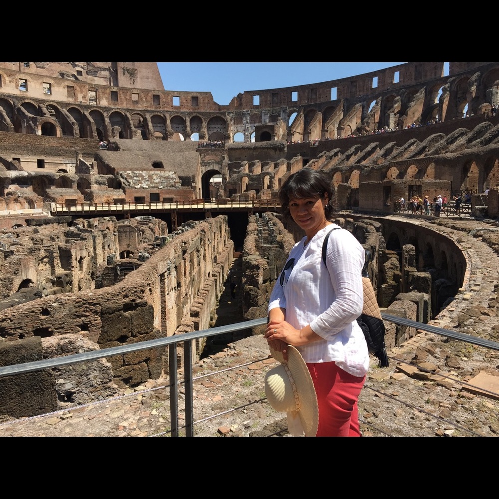 Meet your Posher, Cynthia