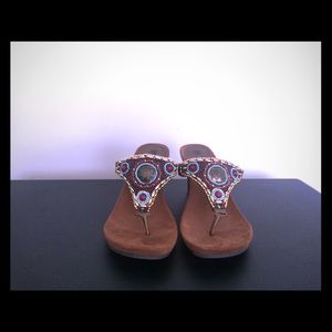 White mountain sandals