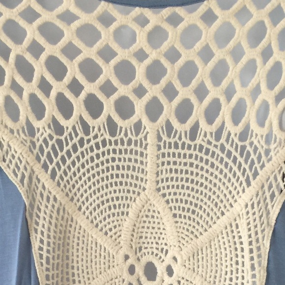 💥CLEARANCE SALE! Crochet Back Top - Picture 3 of 4