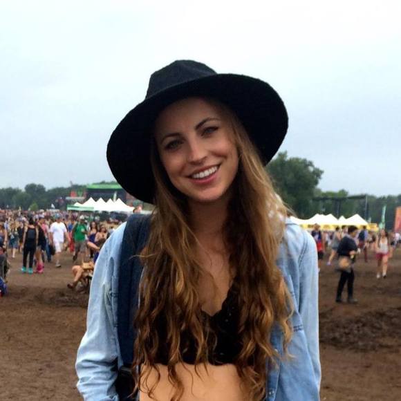 Meet your Posher, Taryn - Picture 1 of 1