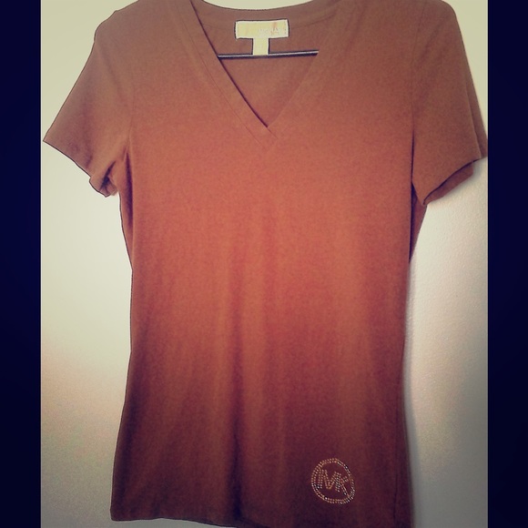 SOLD♏️Gold Stud Embellished Michael Kors V-Neck