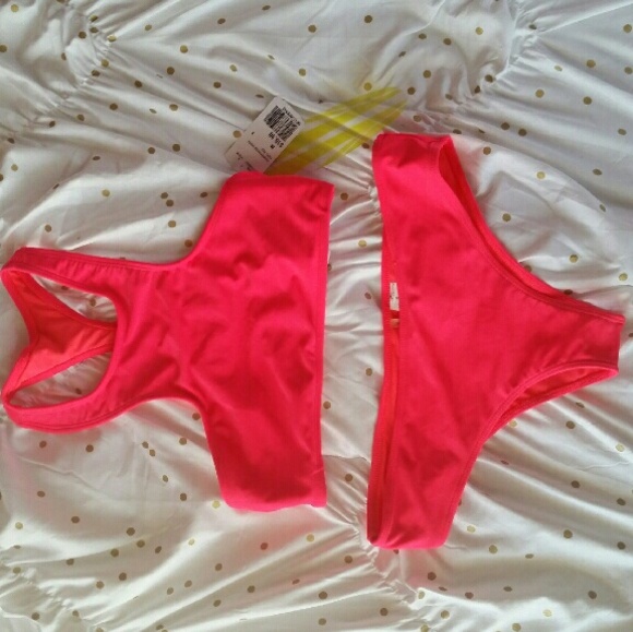 2 piece bathingsuit