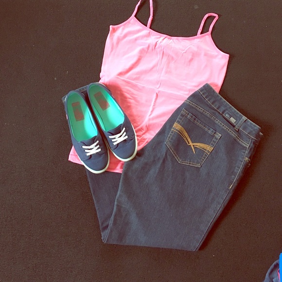 Petit High rise, straight leg jeans