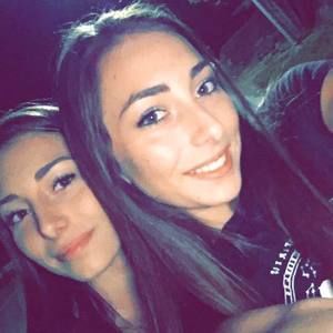 Meet your Posher, Riley