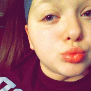 Meet your Posher, Elena