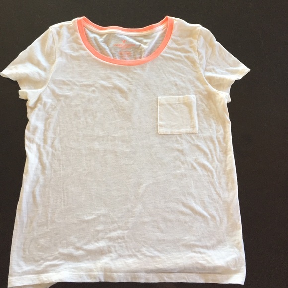 Semi sheer off white t-shirt with peach collar