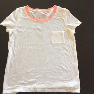 Semi sheer off white t-shirt with peach collar