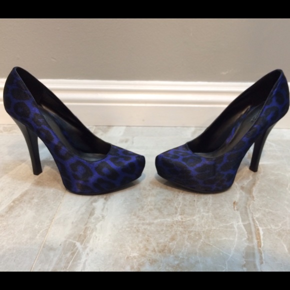 Plantonic Blue Leopard heels. Brand new with box - Picture 1 of 4