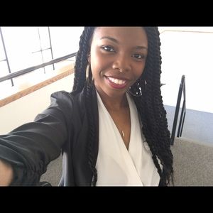 Meet your seller😊