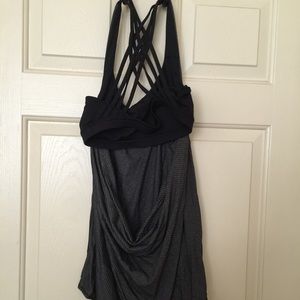 Lululemon wild and free tank size 8 worn 2x