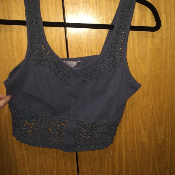 Crop top