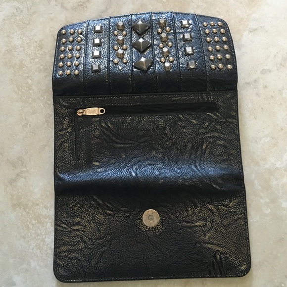 Beautiful Wallet. - Picture 3 of 3