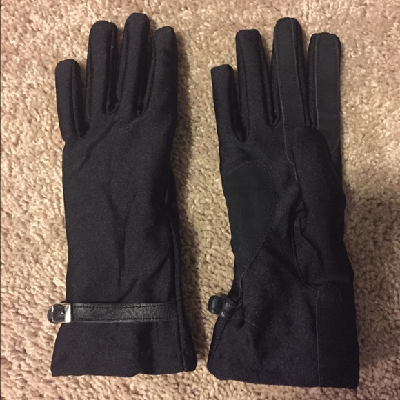Black gloves