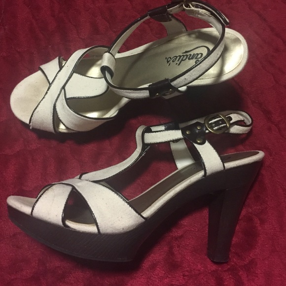 Candie's heeled sandals