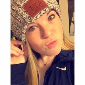 Meet your Posher, Molly