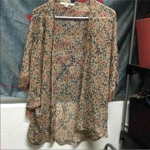 Floral fringe kimono