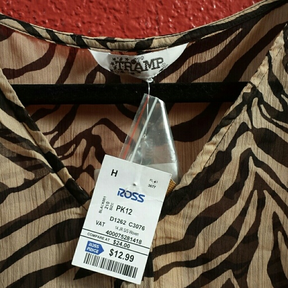 Zebra print top - Picture 3 of 3
