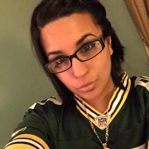 Meet your Posher, Angelika