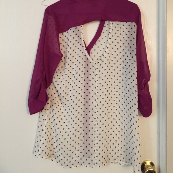 Top - Picture 2 of 2