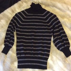 ❤BIG SALE❤ Black and silver turtleneck sweater
