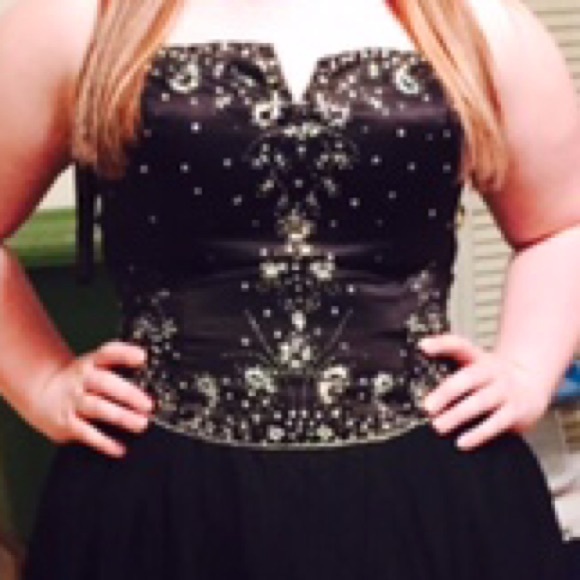 Stunning Black Prom Dress Size 16 - Picture 3 of 4