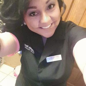 Meet your Posher, Sabrina