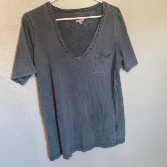 SALE TILL 12AM💋 GAP oversized tee v-neck💋