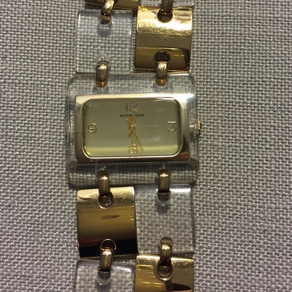 Michael Kors gold and clear acrylic watch. - Picture 3 of 6