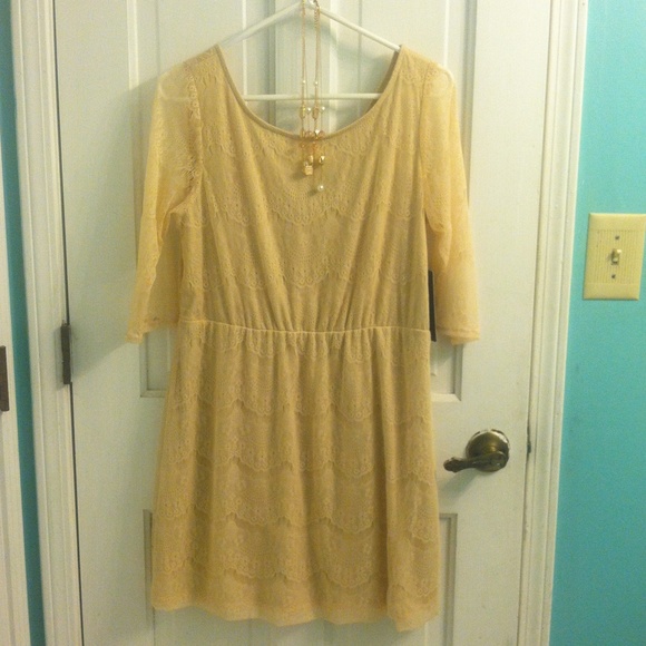 Nwt Cream lace mini dress boho