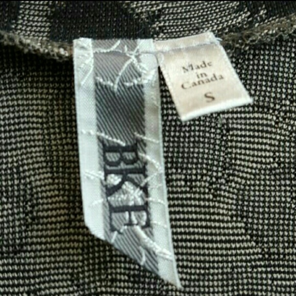 Like New BKE Cheetah Top - Picture 2 of 3