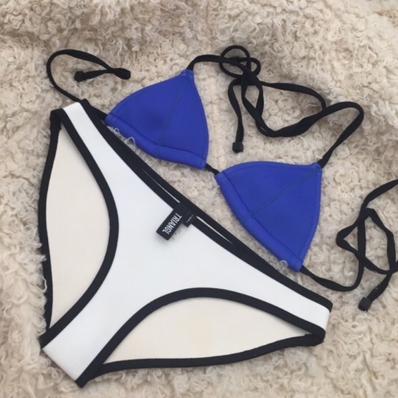 Triangl Indy Top & White Bottoms w/ Drawstring Bag