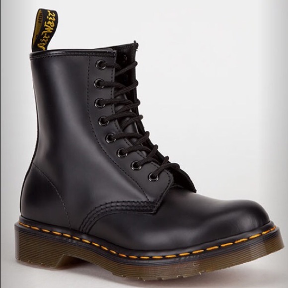 Size 6 women's 8 hole original Doc Martens.