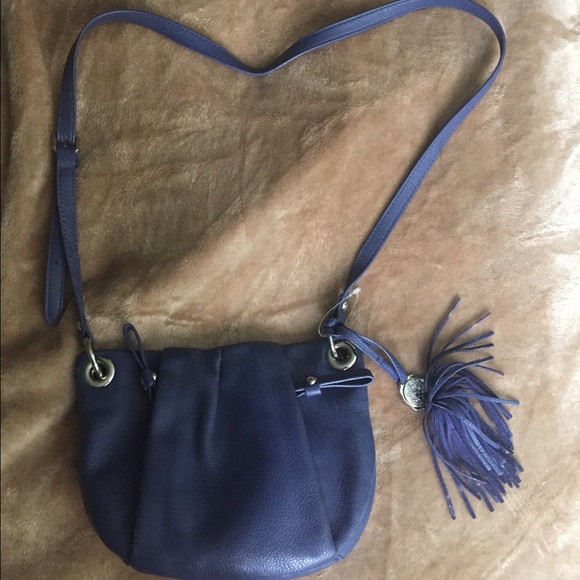 Vince Camuto✨Leather crossbody