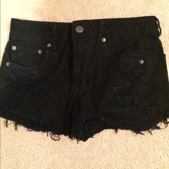 American Eagle black high waisted shorts