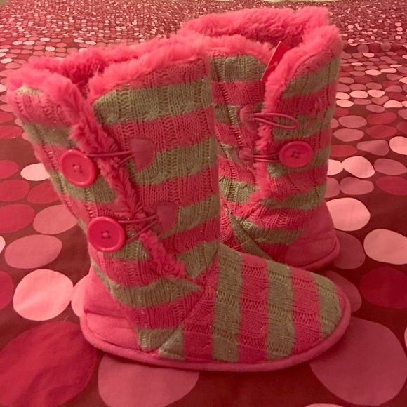 Pink and grey knitted slippers