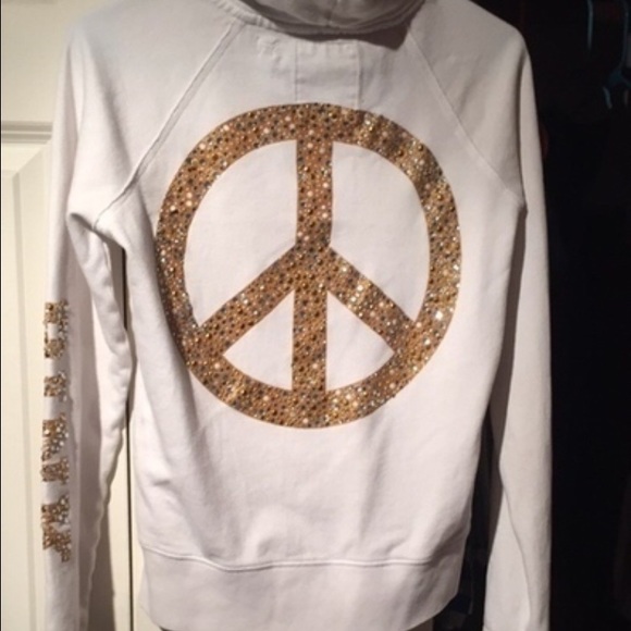White and gold VS Pink sweatshirt!