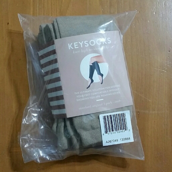 NWT Nude Keyhole KeySocks THREE PAIRS