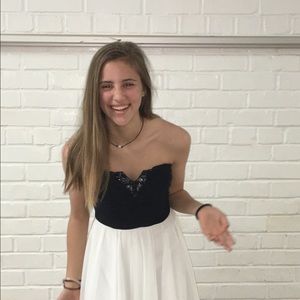 Meet your Posher, Avery