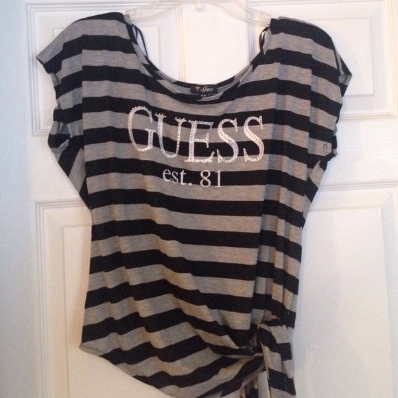 Guess top