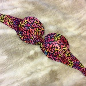 VS Pink Leopard Print Strapless Bra