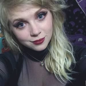 Meet your Posher, Jade