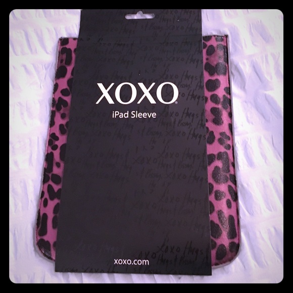 XOXO Tablet/iPad Sleeve